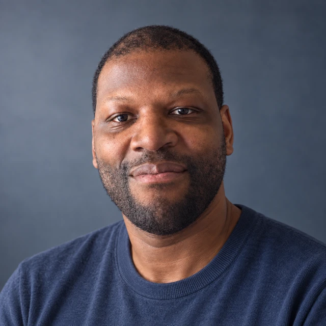Portrait de Mickaël Ahouansou